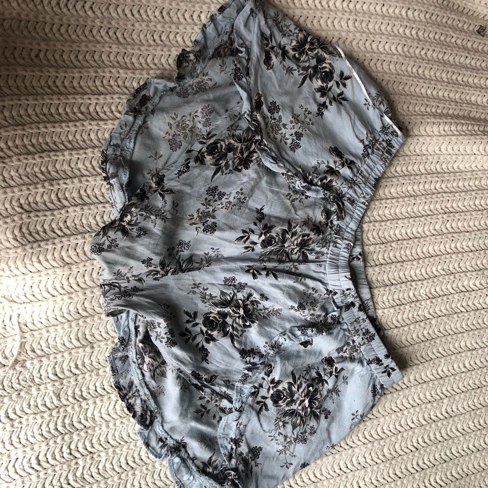 Blue floral flow shorts